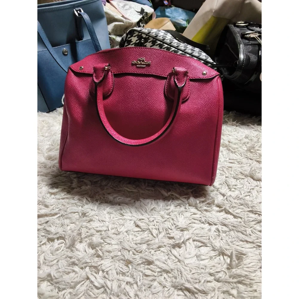 27.Coach Kelsey Satchel Pink Crossgrain Leather Handbag F57521